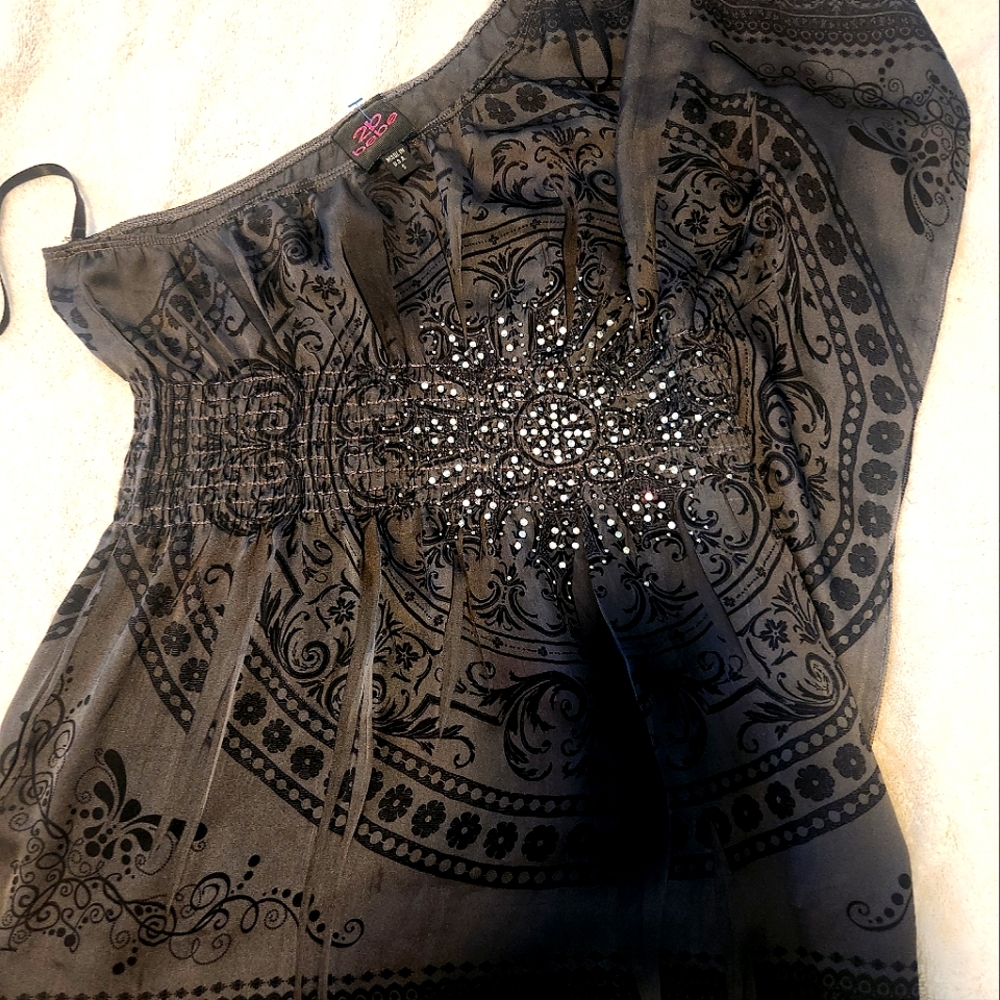 2b Bebe off the shoulder charcoal top with beading. Small